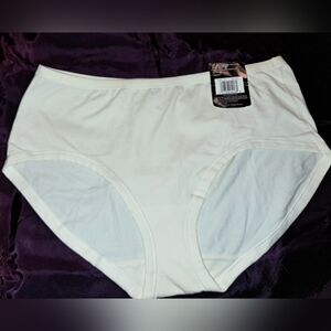 BALI BRIEFS 2XL/9 IVORY NWT